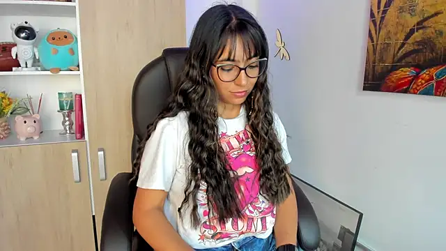 Snapshot of Isabellaa22_1 chatting on September 10, 2025, 6:07 pm Isabellaa22 1 online show from September 10, 2025, 6:07 pm