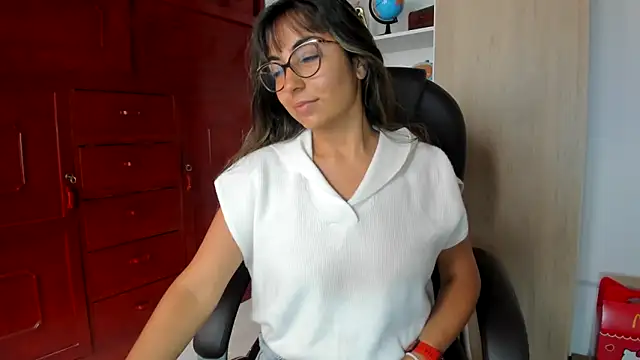 Snapshot of Isabellaa22_1 chatting on May 24, 2026, 4:07 pm Isabellaa22 1 online show from May 24, 2026, 4:07 pm