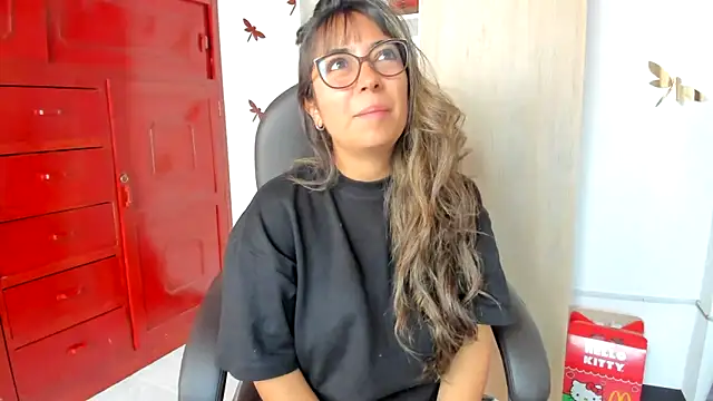 Snapshot of Isabellaa22_1 chatting on May 19, 2026, 5:42 pm Isabellaa22 1 online show from May 19, 2026, 5:42 pm