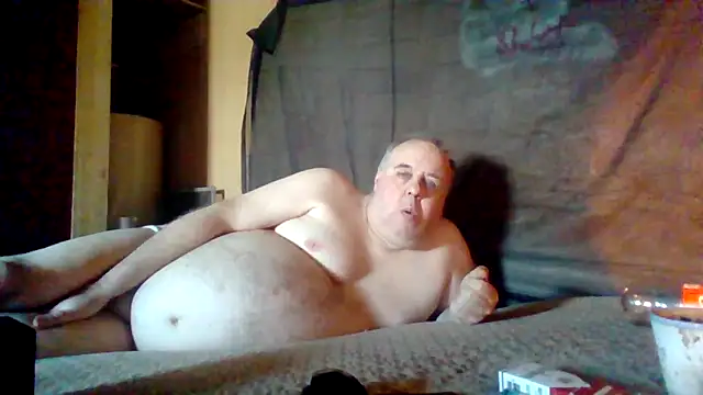 Nightshade7712 online show from October 5, 2025, 7:48 pm