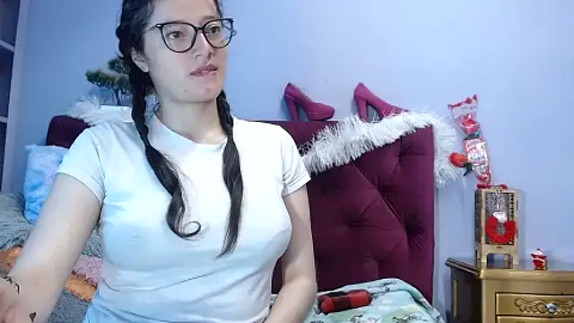 Snapshot of lunazulsj chatting on January 14, 2025, 5:12 pm lunazulsj online show from January 14, 2025, 5:12 pm