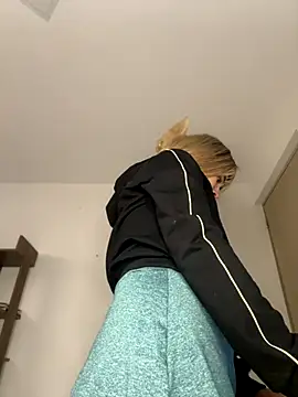 Grecia 21 online show from September 30, 2025, 8:15 pm