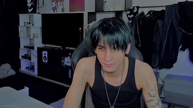 Snapshot of MarkBrowniii chatting on February 13, 2026, 7:58 pm MarkBrowniii online show from February 13, 2026, 7:58 pm