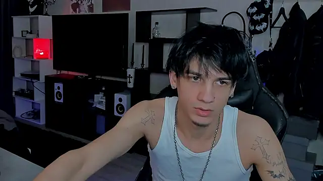 Snapshot of MarkBrowniii chatting on February 6, 2026, 9:11 pm MarkBrowniii online show from February 6, 2026, 9:11 pm