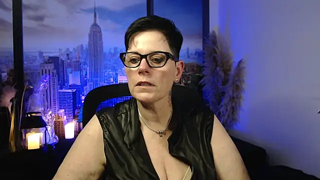 ninarandmann online show from December 22, 2025, 6:19 pm