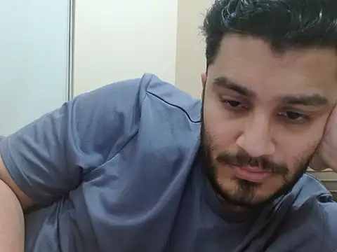 Snapshot of robintoit chatting on October 29, 2025, 3:33 pm robintoit online show from October 29, 2025, 3:33 pm