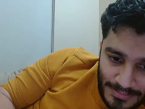 Snapshot of robintoit chatting on November 3, 2025, 3:48 pm robintoit online show from November 3, 2025, 3:48 pm