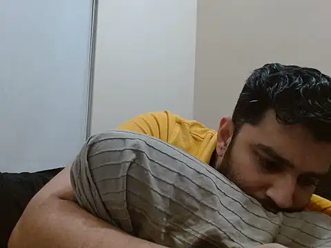 Snapshot of robintoit chatting on October 28, 2025, 6:07 pm robintoit online show from October 28, 2025, 6:07 pm