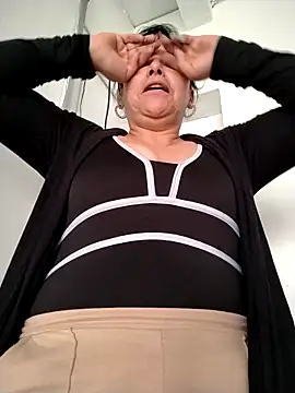 Natasha milf   online show from February 21, 2026, 12:18 pm