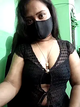 Idhika Paul online show from February 9, 2026, 11:41 am