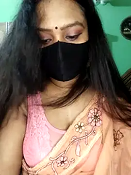 Snapshot of Idhika_Paul chatting on April 17, 2026, 2:53 pm Idhika Paul online show from April 17, 2026, 2:53 pm