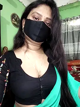 Snapshot of Idhika_Paul chatting on April 20, 2026, 7:33 am Idhika Paul online show from April 20, 2026, 7:33 am