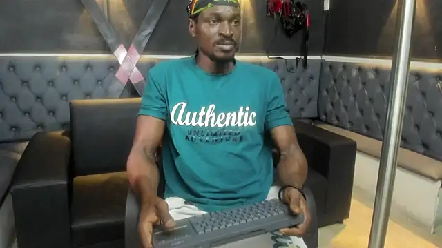 Snapshot of Terrance_z chatting on February 22, 2026, 7:37 pm Terrance z online show from February 22, 2026, 7:37 pm