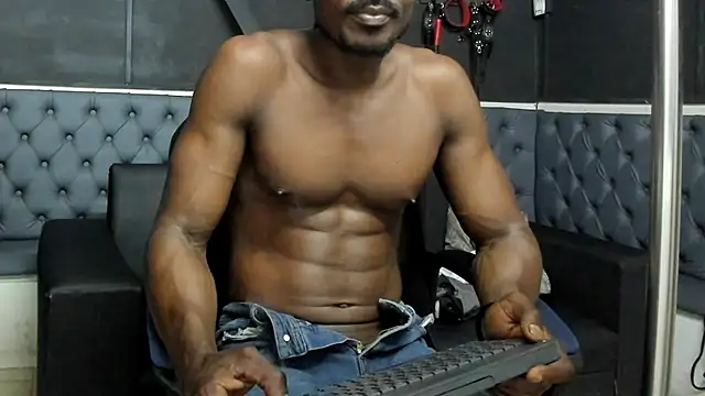 Snapshot of Terrance_z chatting on February 9, 2026, 9:57 pm Terrance z online show from February 9, 2026, 9:57 pm