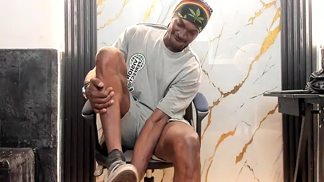 Snapshot of Terrance_z chatting on January 7, 2026, 7:08 pm Terrance z online show from January 7, 2026, 7:08 pm