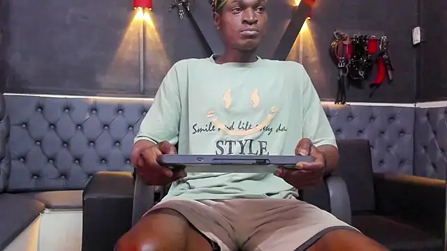 Snapshot of Terrance_z chatting on March 12, 2026, 9:08 pm Terrance z online show from March 12, 2026, 9:08 pm