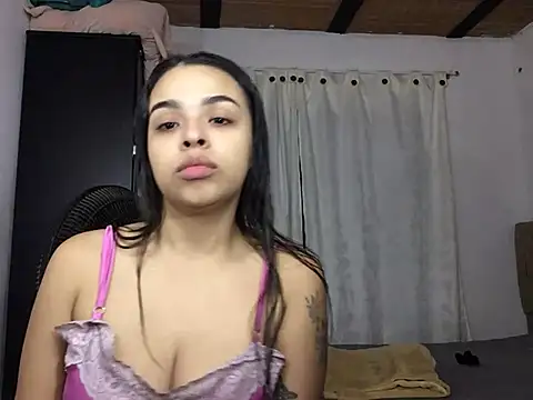 Snapshot of _Little_Lia chatting on February 27, 2025, 3:40 am  Little Lia online show from February 27, 2025, 3:40 am