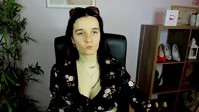 Snapshot of KateDelight chatting on March 22, 2025, 1:41 pm KateDelight online show from March 22, 2025, 1:41 pm