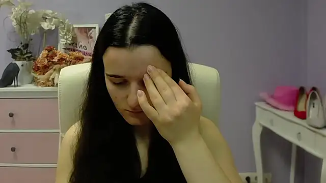 Snapshot of KateDelight chatting on March 9, 2025, 7:45 am KateDelight online show from March 9, 2025, 7:45 am