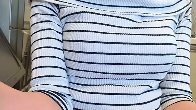 sayaka xo online show from September 25, 2025, 7:36 am