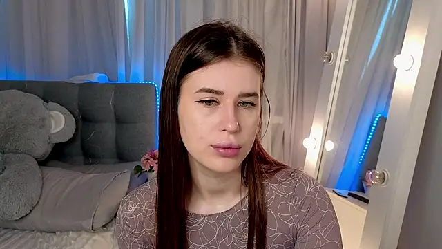 Milkissss online show from March 28, 2026, 6:03 am