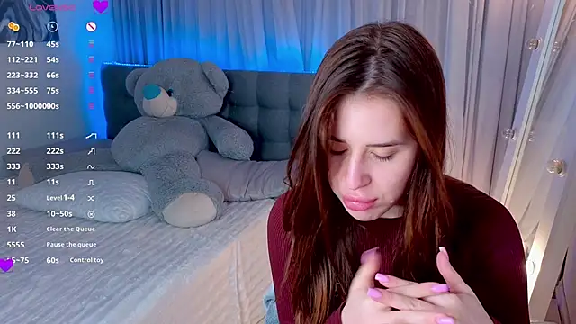 Milkissss online show from March 10, 2026, 10:58 pm