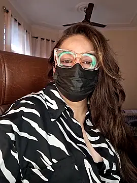 Snapshot of SEXY-Sardarni chatting on November 16, 2025, 8:30 am SEXY-Sardarni online show from November 16, 2025, 8:30 am