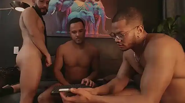 bruno woods online show from December 22, 2024, 5:01 am