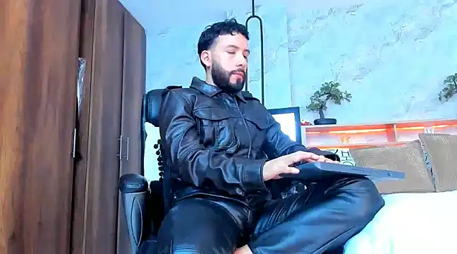 bruno woods online show from March 12, 2025, 6:53 pm