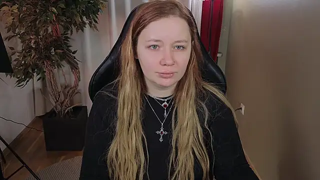 carolina elf online show from February 3, 2026, 5:16 am