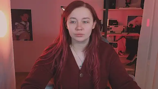 Snapshot of carolina_elf chatting on April 24, 2026, 6:48 am carolina elf online show from April 24, 2026, 6:48 am