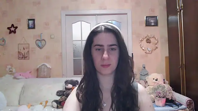 INELIKA online show from November 14, 2025, 10:02 pm