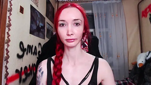 Snapshot of Roxy_Silver chatting on April 22, 2026, 8:37 pm Roxy Silver online show from April 22, 2026, 8:37 pm