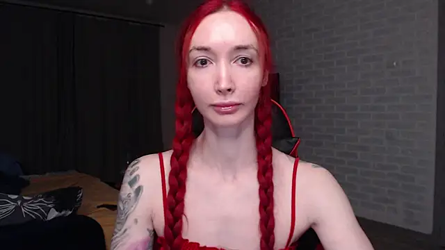 Snapshot of Roxy_Silver chatting on April 24, 2026, 8:55 pm Roxy Silver online show from April 24, 2026, 8:55 pm