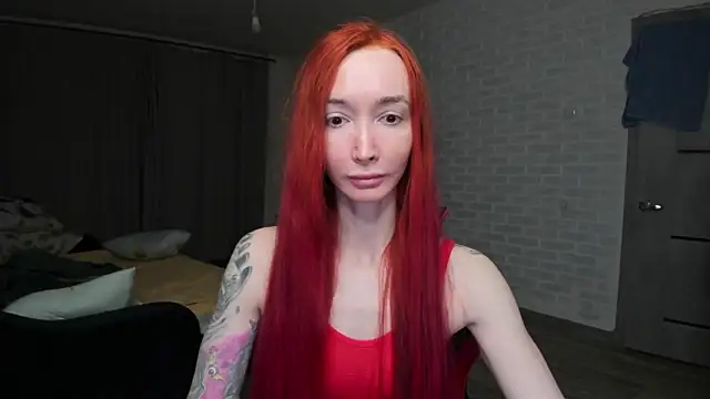 Snapshot of Roxy_Silver chatting on February 2, 2026, 7:46 pm Roxy Silver online show from February 2, 2026, 7:46 pm