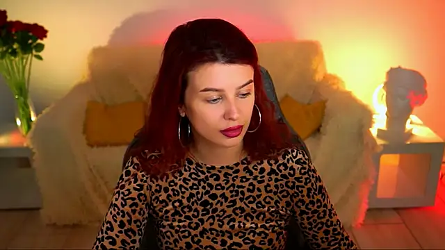 NicoleMun online show from April 25, 2026, 8:39 pm