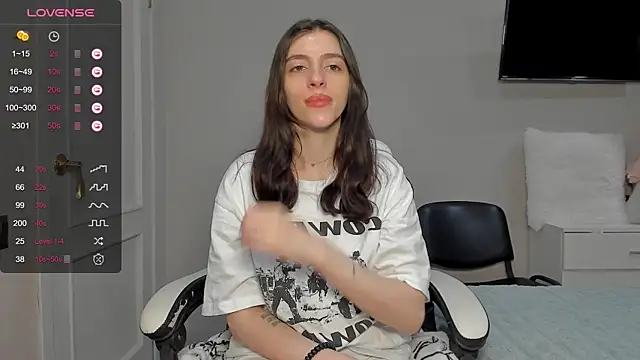 Snapshot of broosnica1 chatting on January 12, 2026, 8:10 am broosnica1 online show from January 12, 2026, 8:10 am