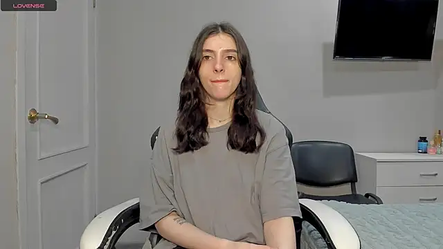 Snapshot of broosnica1 chatting on December 18, 2025, 7:46 am broosnica1 online show from December 18, 2025, 7:46 am