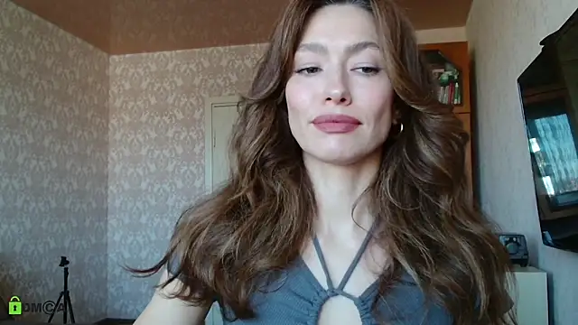 alicia spicy online show from September 18, 2025, 7:33 am