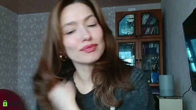 Snapshot of alicia_spicy chatting on February 19, 2026, 12:24 pm alicia spicy online show from February 19, 2026, 12:24 pm