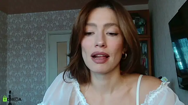 alicia spicy online show from November 13, 2025, 8:51 am