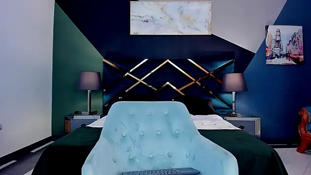 xenia golden online show from December 18, 2025, 4:55 pm