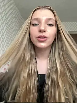 Snapshot of adel_secret chatting on May 31, 2026, 10:43 am adel secret online show from May 31, 2026, 10:43 am