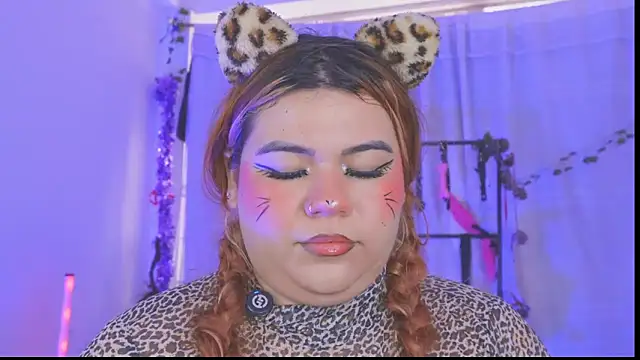 Snapshot of Samanta_cutee chatting on December 19, 2025, 1:46 pm Samanta cutee online show from December 19, 2025, 1:46 pm