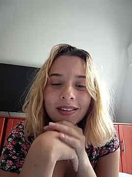 Snapshot of Sophy_Bunny chatting on September 25, 2025, 5:30 pm Sophy Bunny online show from September 25, 2025, 5:30 pm