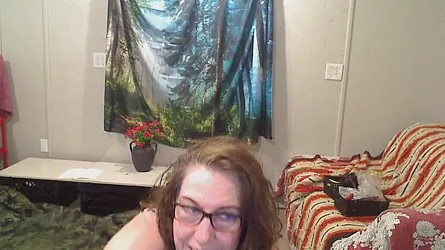 Snapshot of Ireallysquirt chatting on May 31, 2026, 3:34 am Ireallysquirt online show from May 31, 2026, 3:34 am