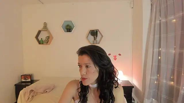 Snapshot of Paloma_victory chatting on May 26, 2026, 9:13 pm Paloma victory online show from May 26, 2026, 9:13 pm