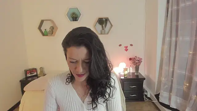 Snapshot of Paloma_victory chatting on April 17, 2026, 9:06 pm Paloma victory online show from April 17, 2026, 9:06 pm