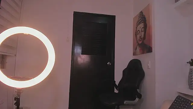 Snapshot of jenaa_ chatting on January 14, 2026, 12:42 pm jenaa online show from January 14, 2026, 12:42 pm