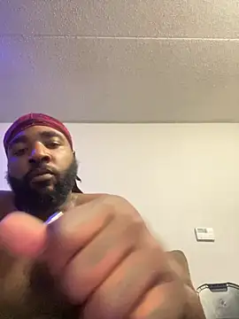 Snapshot of bigdick5157 chatting on December 15, 2025, 3:45 am bigdick5157 online show from December 15, 2025, 3:45 am